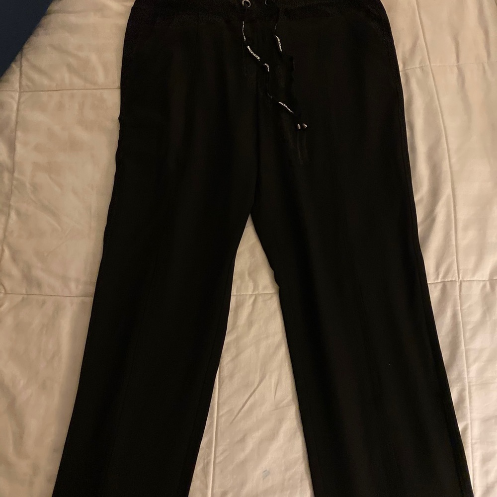 Black Skechers Scrub Pants